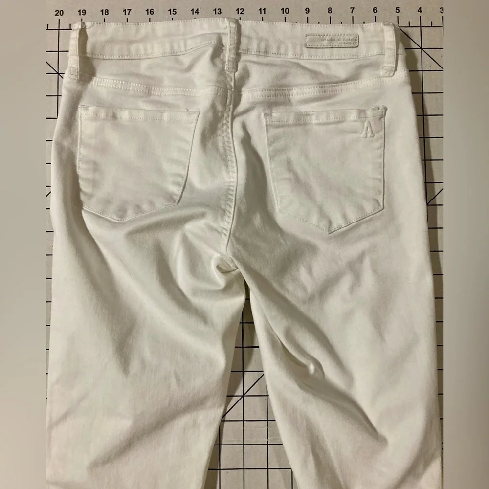 Articles of Society Women’s‎ Size 26 Cannes Wash White Distressed Jeans